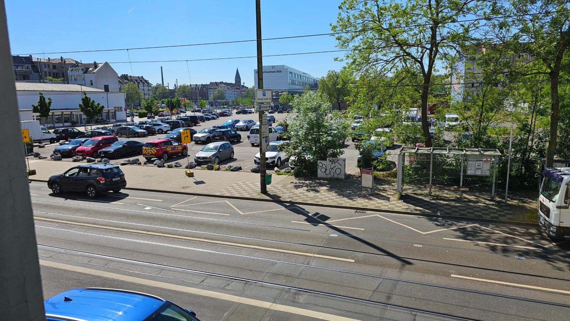 Zimmer In Bilk-Zentrum Duesseldorf Apartment Bagian luar foto